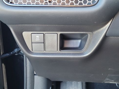 Certified 2024 Honda HR-V Sport image 18