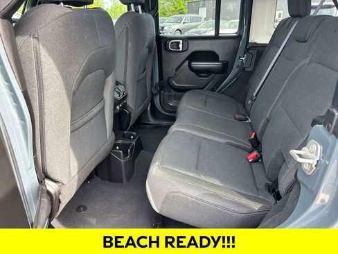 Used 2024 Jeep Wrangler Unlimited Sport AWD/4WD image 12