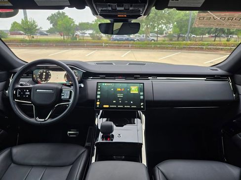 Certified 2025 Land Rover Range Rover Sport Dynamic SE AWD/4WD image 18