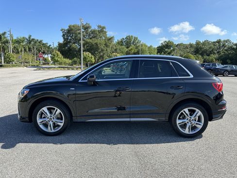 Used 2022 Audi Q3 2.0T Premium AWD/4WD image 7
