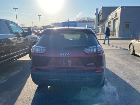 Used 2020 Jeep Cherokee Latitude Plus w/ Cold Weather Group image 8