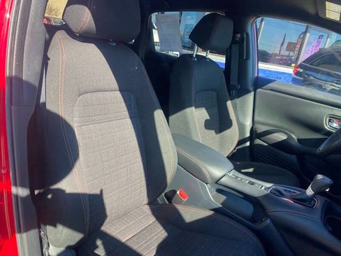 Used 2025 Honda HR-V Sport image 15