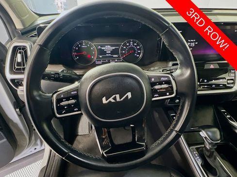 Certified 2023 Kia Sorento X-Line EX AWD/4WD image 12