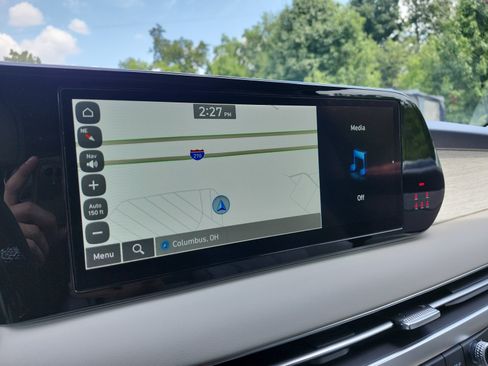 Used 2025 Hyundai Palisade AWD image 21