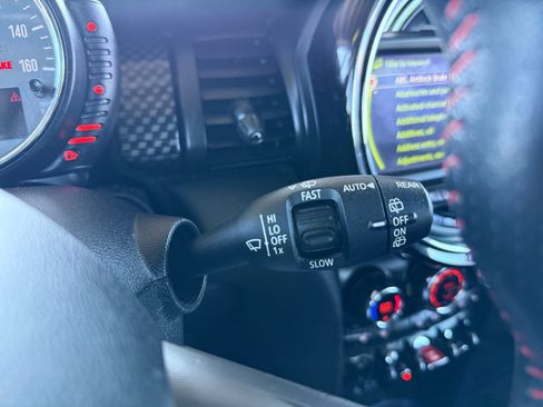 Used 2014 MINI Cooper S image 21