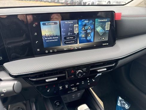 New 2026 Nissan Kicks SR w/ Cold Weather Package image 16