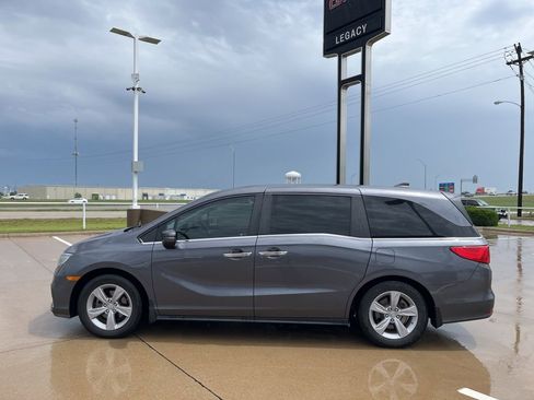 Used 2020 Honda Odyssey EX-L image 3