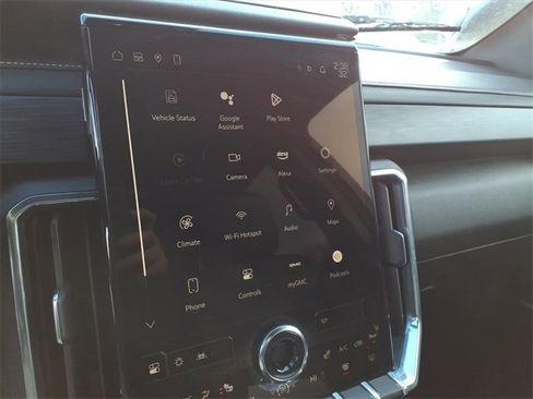 Used 2024 GMC Acadia Elevation image 19