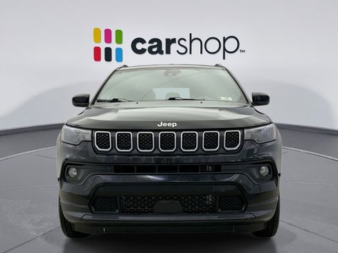 Used 2023 Jeep Compass Latitude image 8