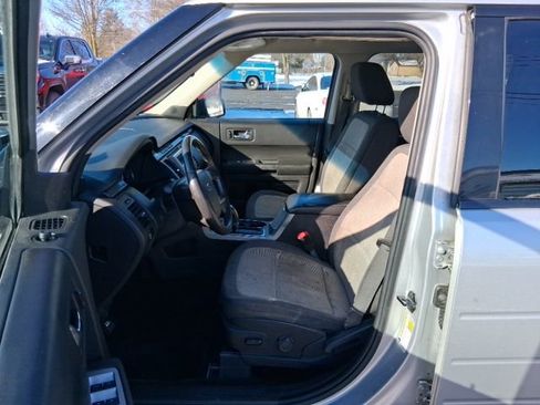 Used 2009 Ford Flex SE image 11