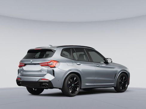Used 2024 BMW X3 M40i AWD/4WD image 3