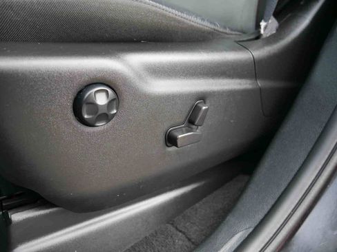 Certified 2024 Dodge Durango GT image 31