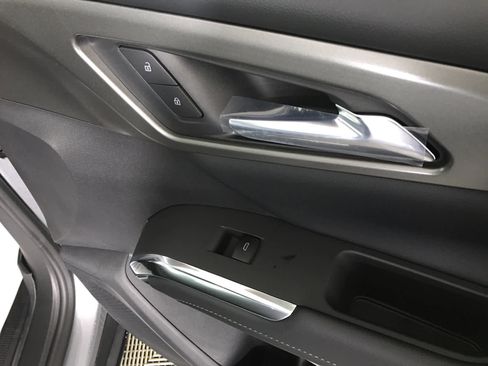 New 2026 Chevrolet Traverse LT w/ Midnight/Sport Edition image 28