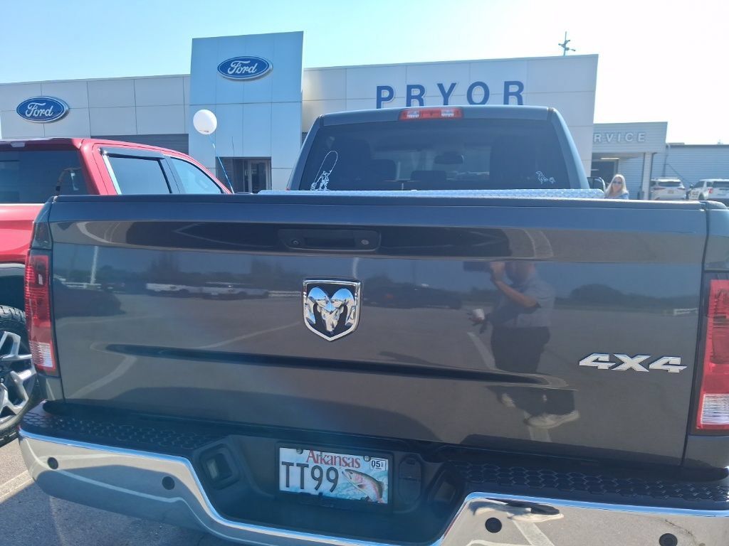 Used 2016 RAM 2500 Tradesman w/ Chrome Appearance Group AWD/4WD image 6