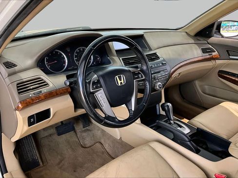 Used 2010 Honda Accord EX-L image 17