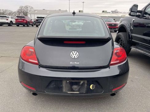 Used 2013 Volkswagen Beetle Turbo Fender image 5