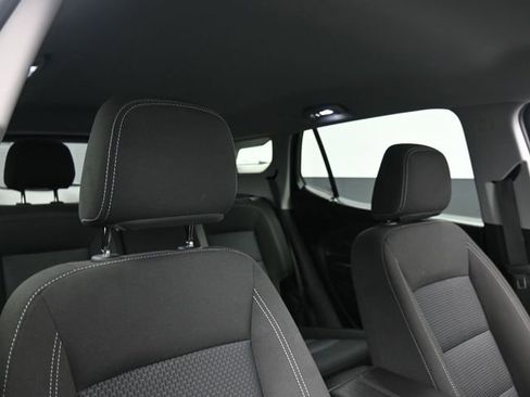 Used 2022 GMC Terrain SLE w/ Driver Convenience Package image 23