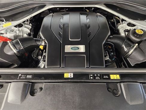 Used 2023 Land Rover Range Rover SE image 32