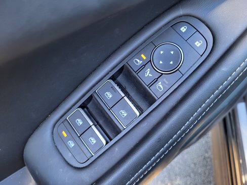 Used 2025 INFINITI QX60 Pure image 16