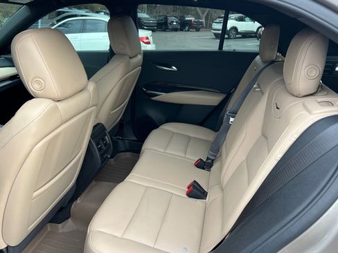 Used 2025 Cadillac XT4 Premium Luxury w/ Technology Package image 12