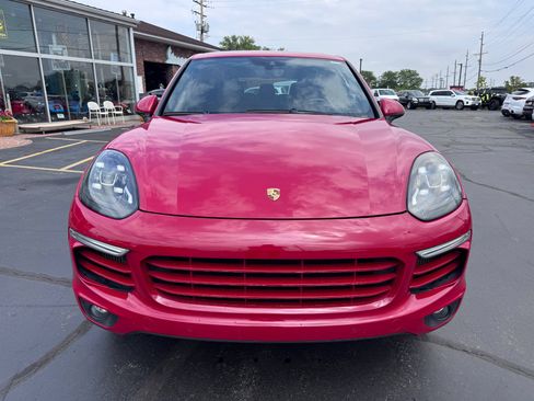 Used 2015 Porsche Cayenne S AWD/4WD image 32