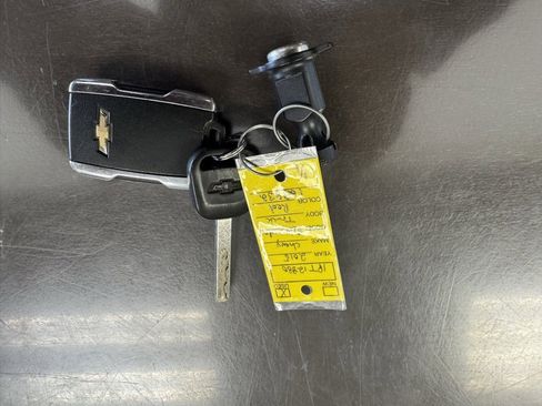 Used 2015 Chevrolet Silverado 1500 LTZ w/ LTZ Plus Package image 12