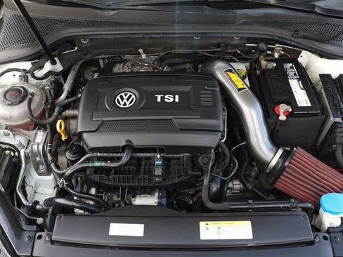 Used 2021 Volkswagen GTI SE FWD image 53