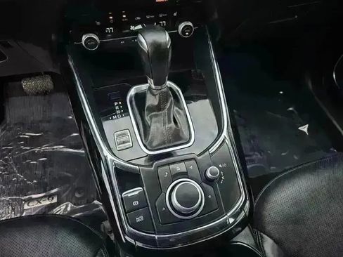 Used 2022 MAZDA CX-9 Touring w/ Touring Premium Package image 17