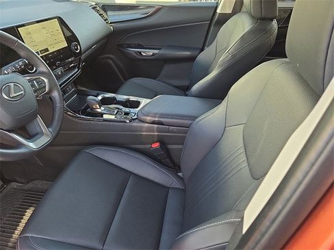 Used 2025 Lexus NX 350 AWD image 11
