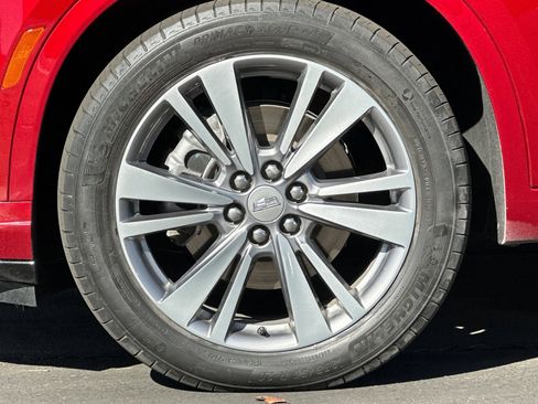 Certified 2024 Cadillac XT6 Premium Luxury image 28