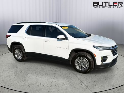 Used 2022 Chevrolet Traverse LT FWD image 7