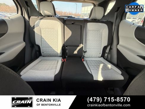 Used 2024 Chevrolet Equinox LS image 30