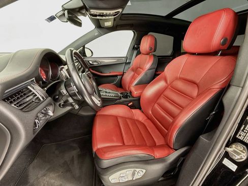 Certified 2020 Porsche Macan GTS AWD/4WD image 5