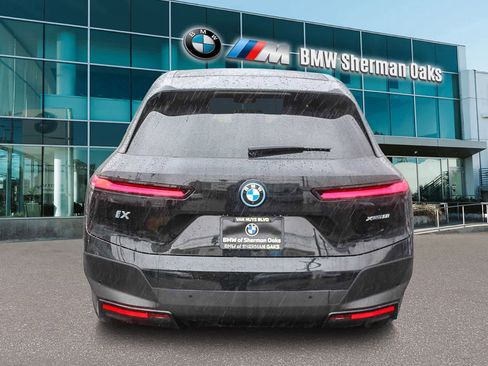 Certified 2023 BMW iX xDrive50 w/ Convenience Package image 5