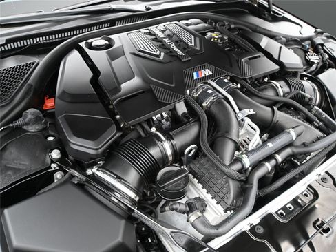 Used 2025 BMW M8 Competition AWD/4WD image 28