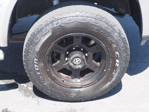 Used 2016 RAM 2500 Laramie w/ Convenience Group AWD/4WD image 9