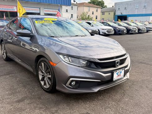 Used 2021 Honda Civic EX image 2