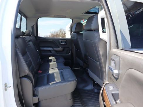 Used 2019 GMC Sierra 3500 Denali image 19
