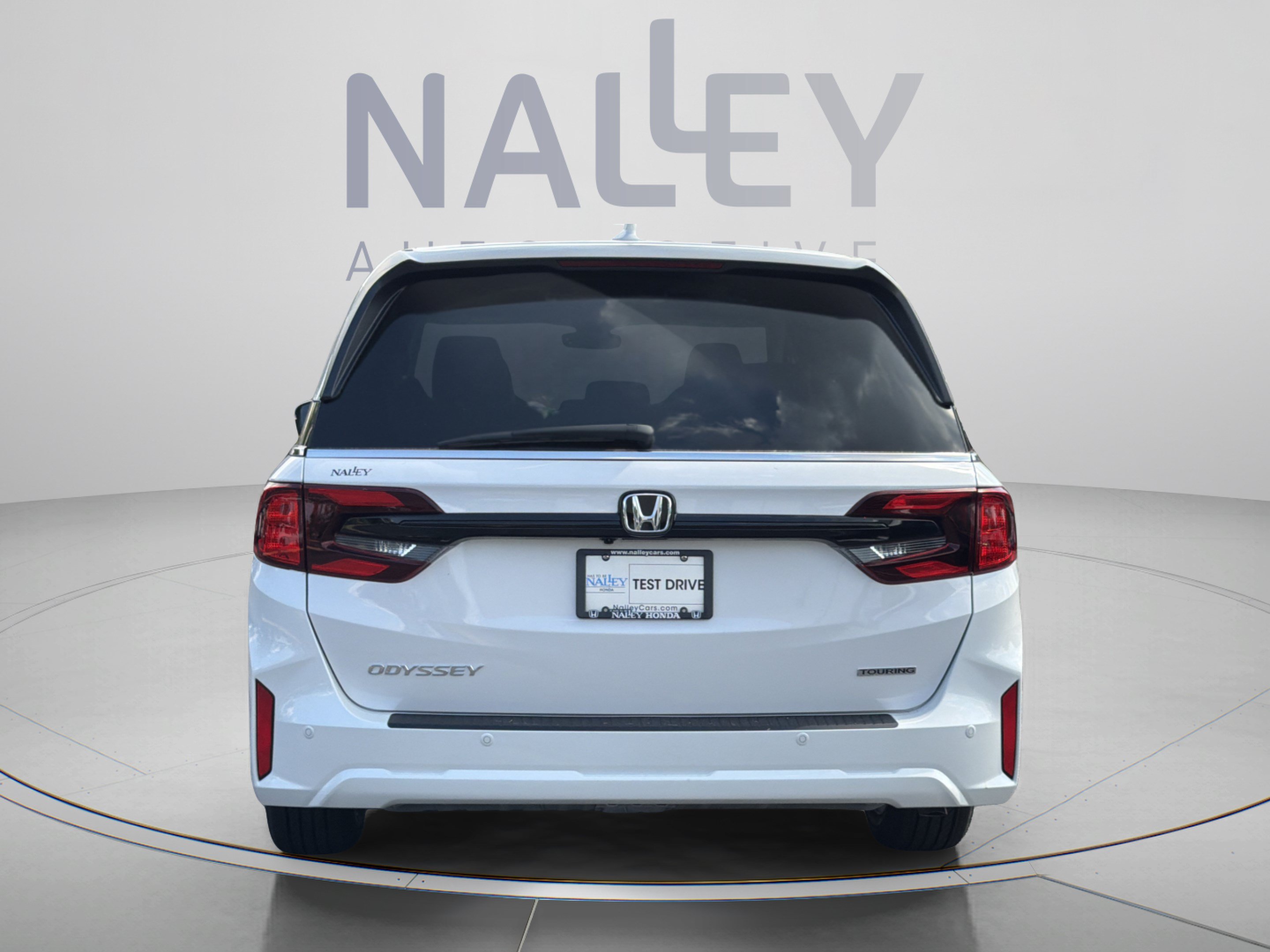 New 2027 Honda Odyssey Touring image 4