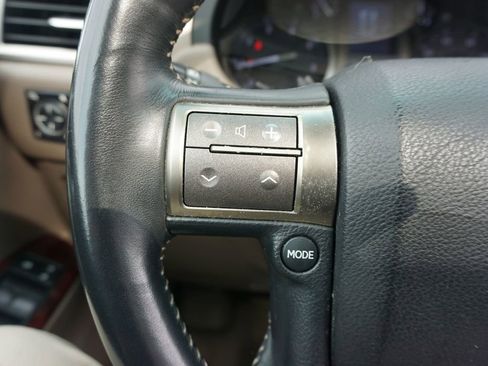 Used 2011 Lexus GX 460 image 7