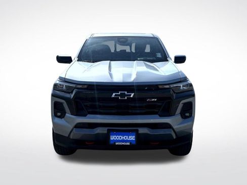 Certified 2024 Chevrolet Colorado Z71 w/ Z71 Convenience Package 2 AWD/4WD image 3