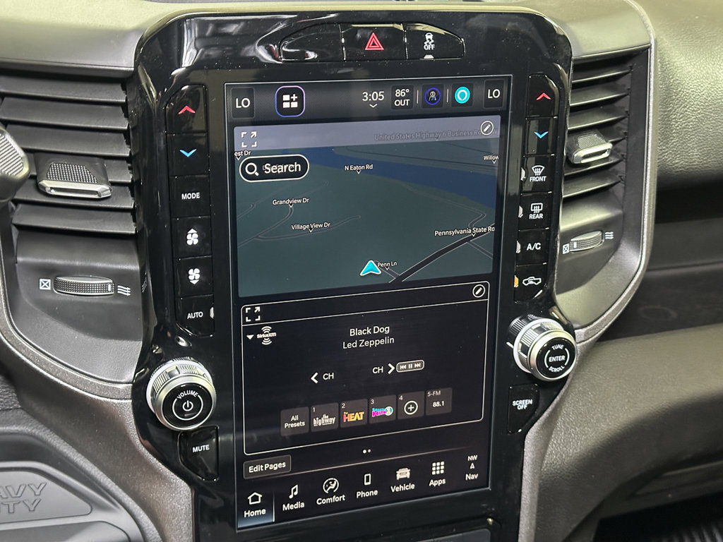 New 2026 RAM 3500 Tradesman AWD/4WD image 32
