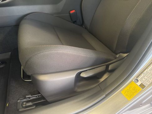 New 2025 Toyota Prius Plug-In Hybrid image 31