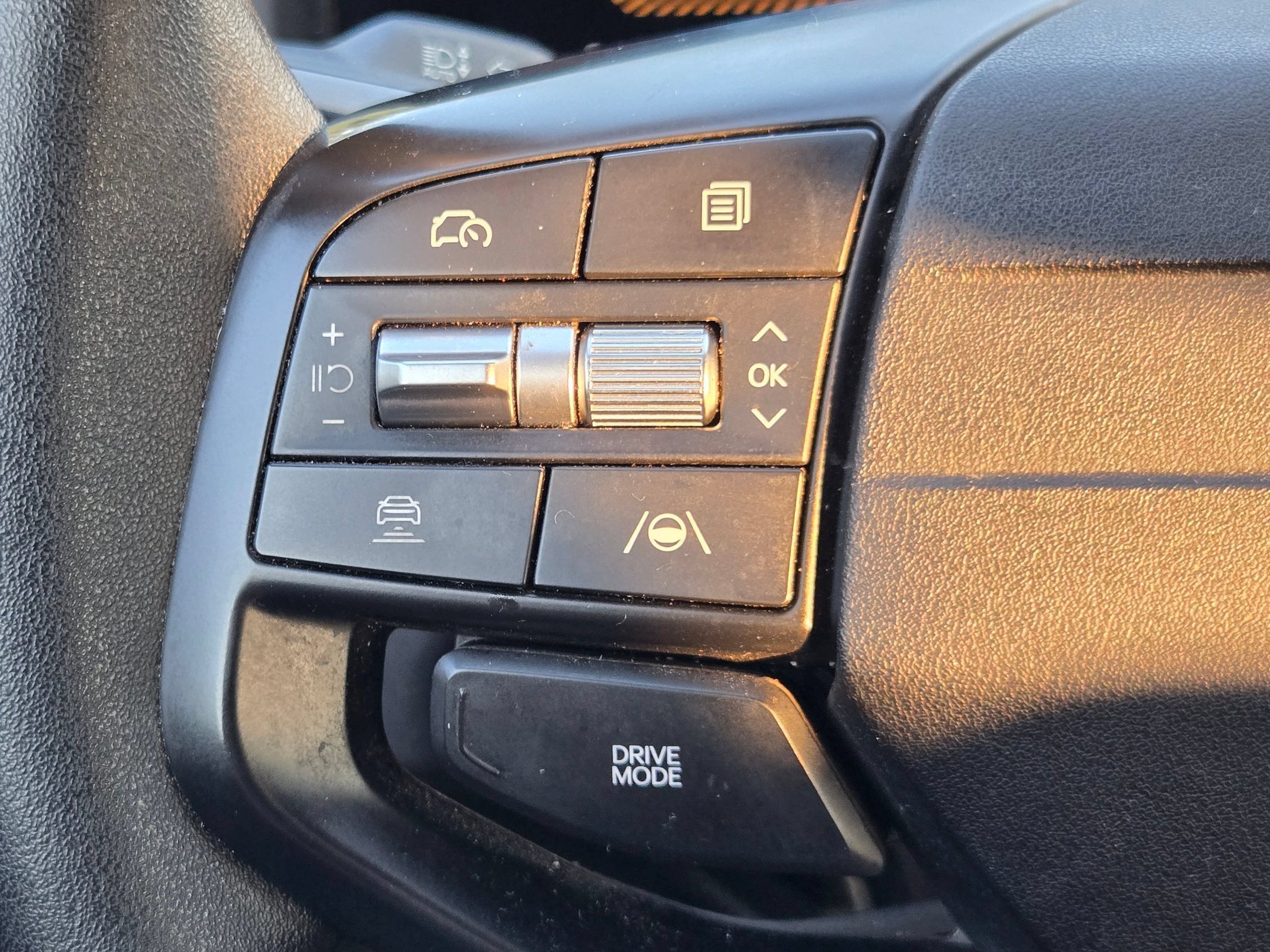 Used 2025 Kia K4 FWD image 27