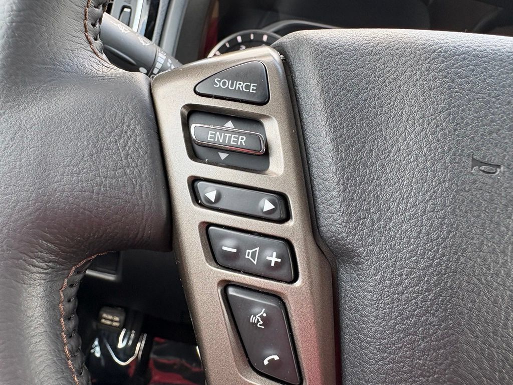 Used 2023 Nissan Titan Platinum Reserve AWD/4WD image 30