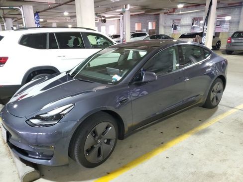 Used 2022 Tesla Model 3 Long Range AWD/4WD image 10