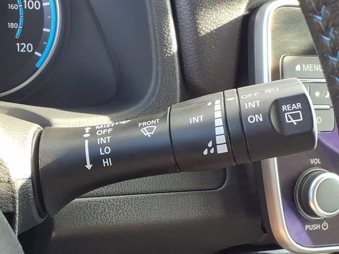 Used 2025 Nissan Leaf SV Plus FWD image 29