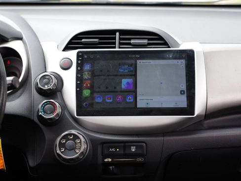 Used 2010 Honda Fit Sport image 34