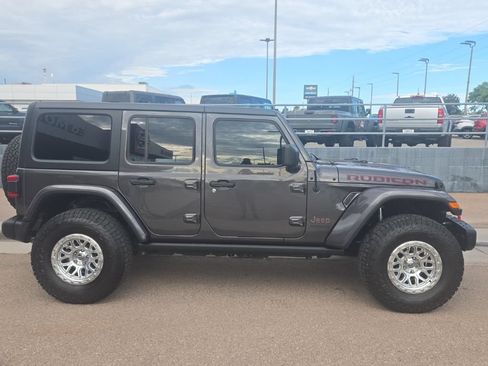 Used 2020 Jeep Wrangler Unlimited Rubicon w/ Steel Bumper Group AWD/4WD image 4