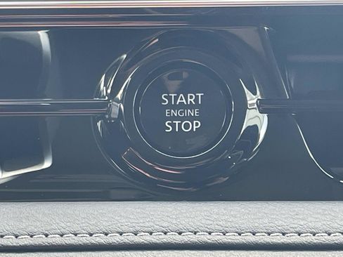 Used 2025 INFINITI QX80 Sensory AWD/4WD image 24